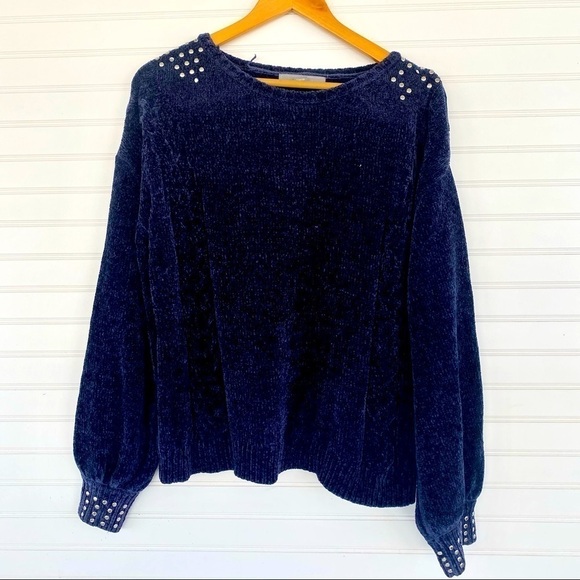 Studded pullover sweater Size Large - Picture 1 of 8
